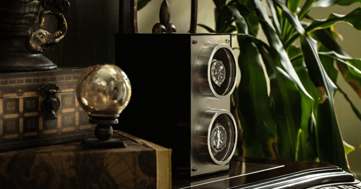 MOZSLY Dubbele Horloge Winder voor Automatische Horloges met Stille Motor 12 Rotatie Modi Instelling PU Lederen Volledige Zwart MOZSLY Dubbele Horloge Winder voor Automatische Horloges met Stille Motor 12 Rotatie Modi Instelling PU Lederen Volledige Zwart