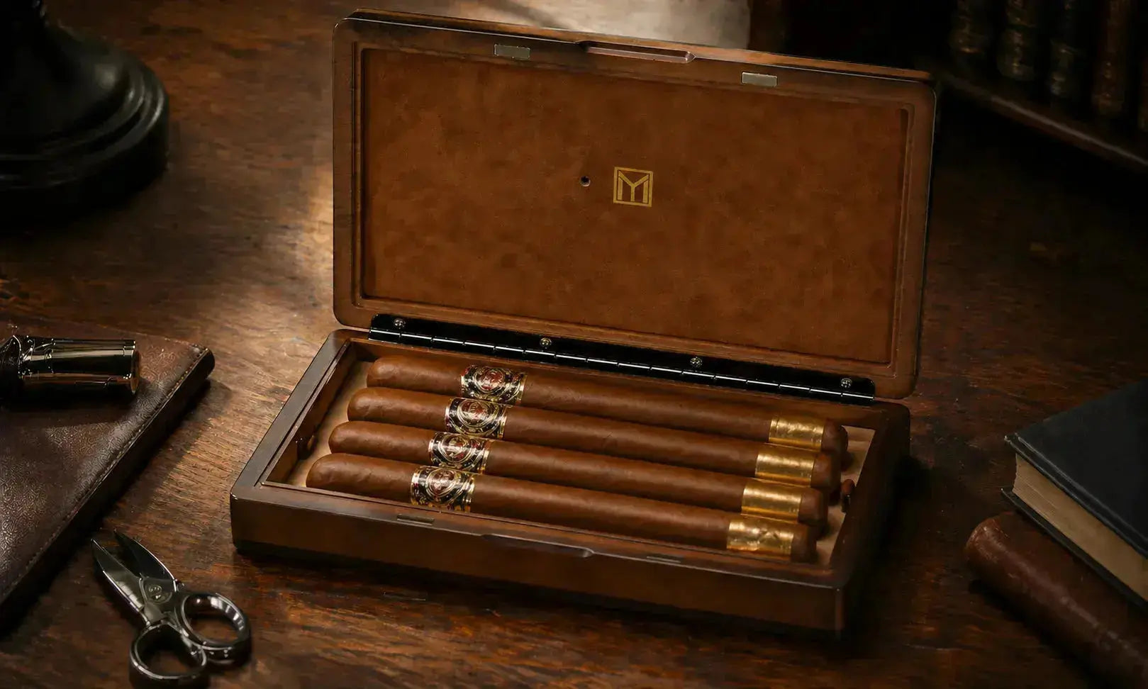 Why Do Cigars Need Humidor? MOZSLY